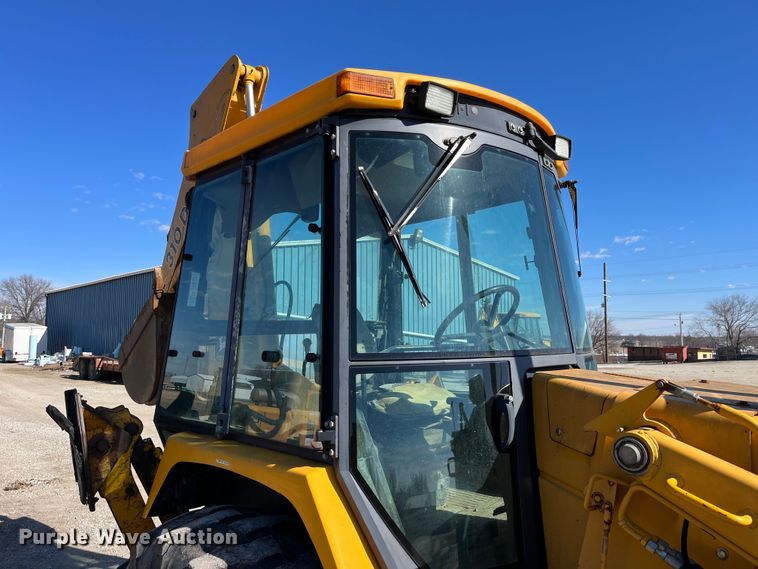 image for item LA9791 1992 John Deere 310D  backhoe