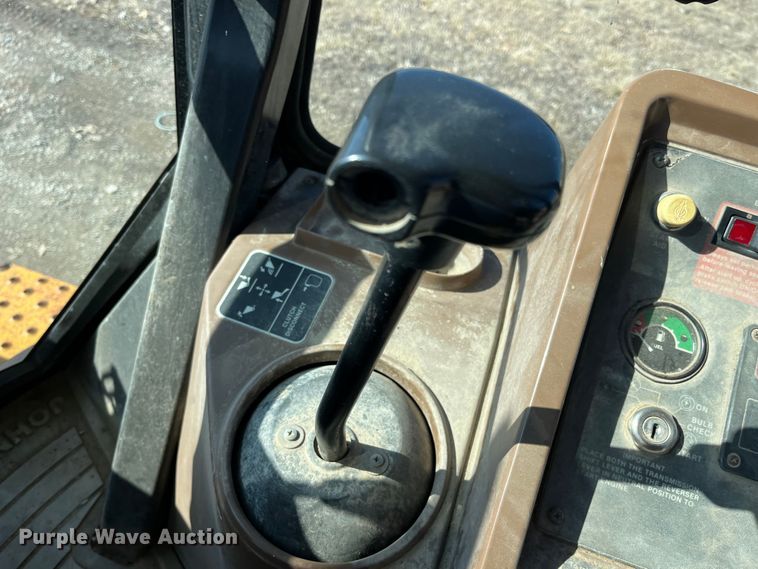 image for item LA9791 1992 John Deere 310D  backhoe