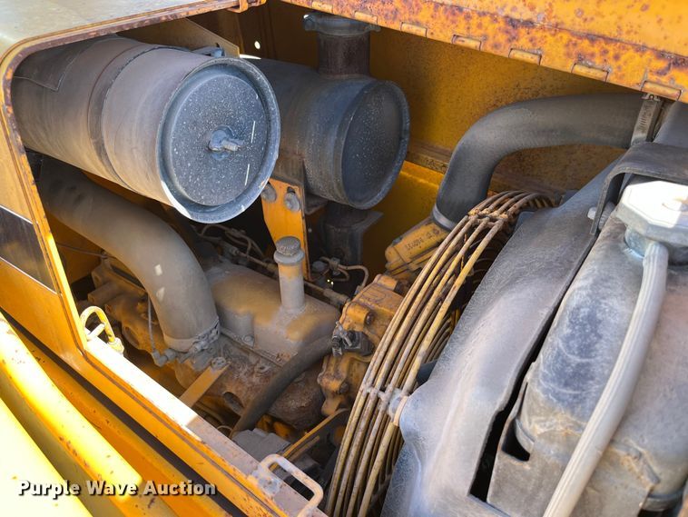 image for item LA9791 1992 John Deere 310D  backhoe