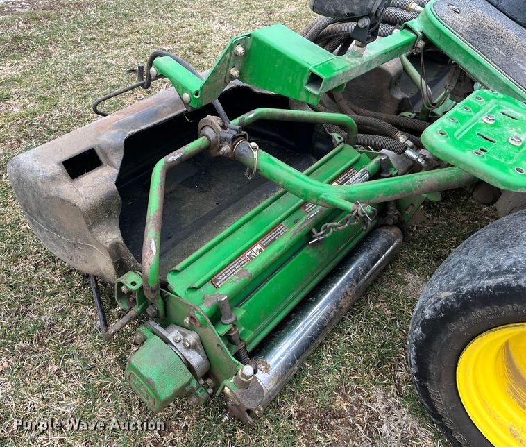 image for item LA9802 John Deere 2500B  reel mower