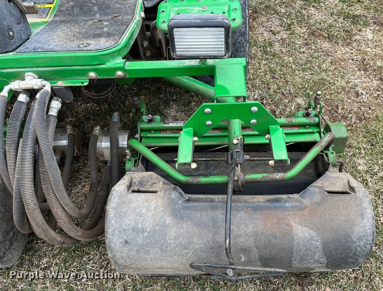 image for item LA9802 John Deere 2500B  reel mower