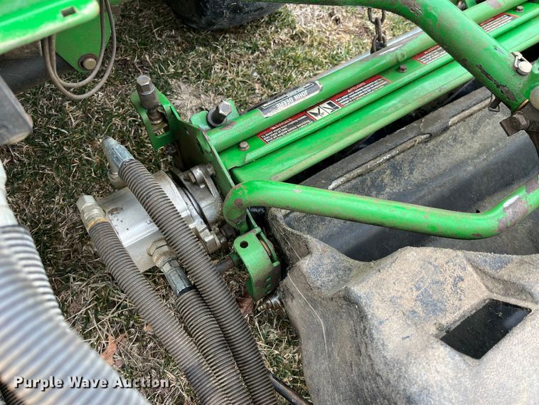 image for item LA9802 John Deere 2500B  reel mower