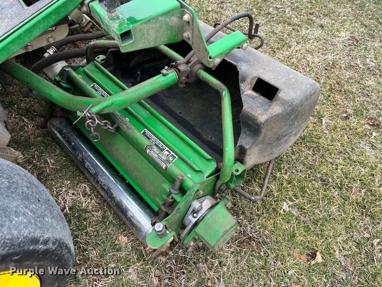 image for item LA9802 John Deere 2500B  reel mower