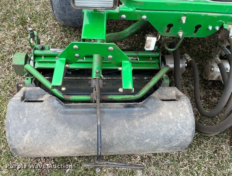 image for item LA9802 John Deere 2500B  reel mower