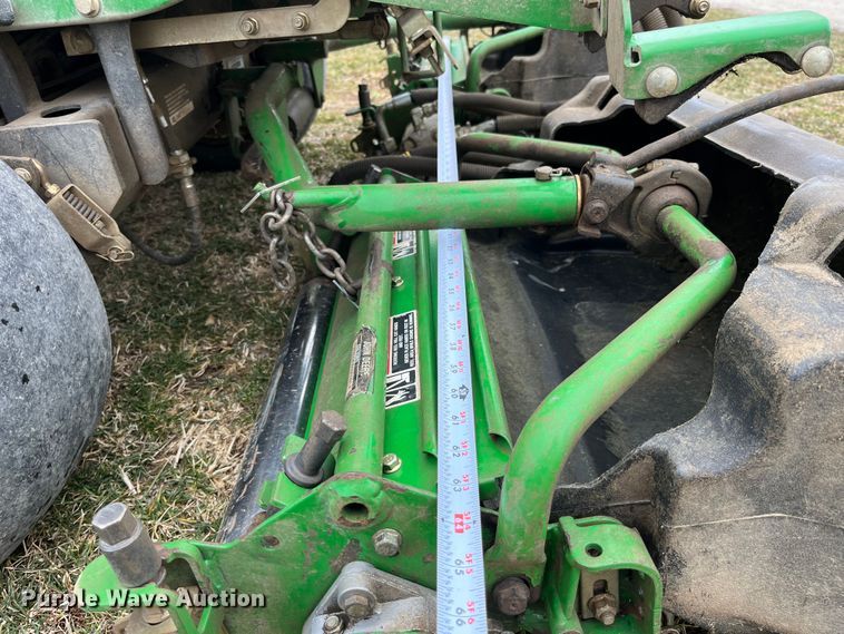 image for item LA9802 John Deere 2500B  reel mower