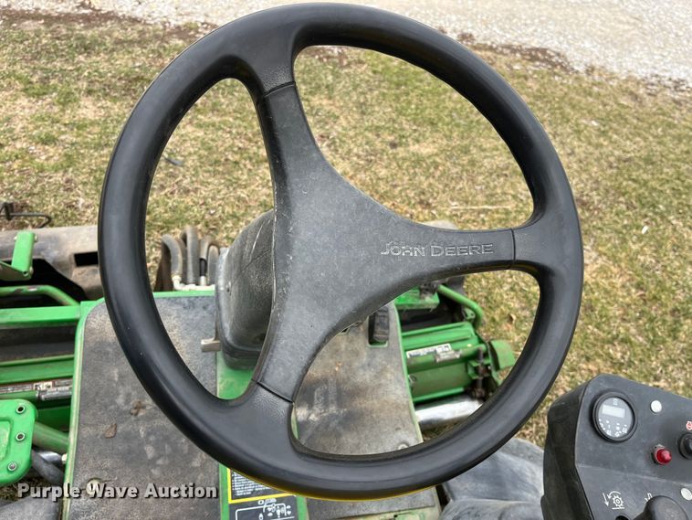 image for item LA9802 John Deere 2500B  reel mower