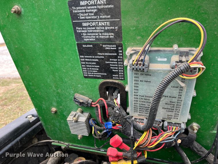 image for item LA9802 John Deere 2500B  reel mower