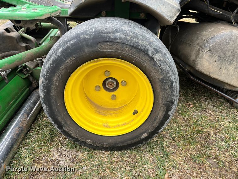 image for item LA9802 John Deere 2500B  reel mower