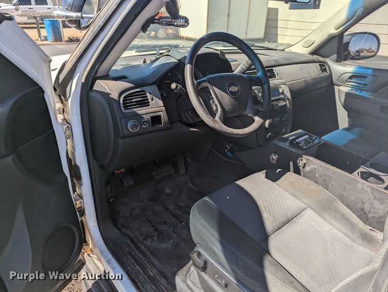 image for item LF9646 2014 Chevrolet Tahoe Police  SUV