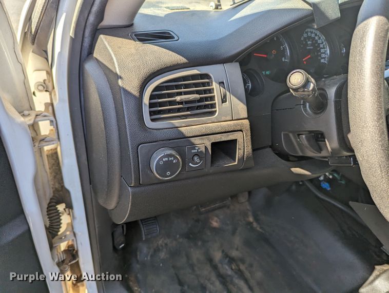 image for item LF9646 2014 Chevrolet Tahoe Police  SUV