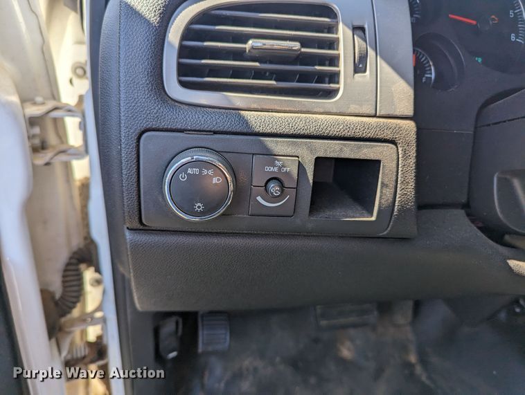 image for item LF9646 2014 Chevrolet Tahoe Police  SUV