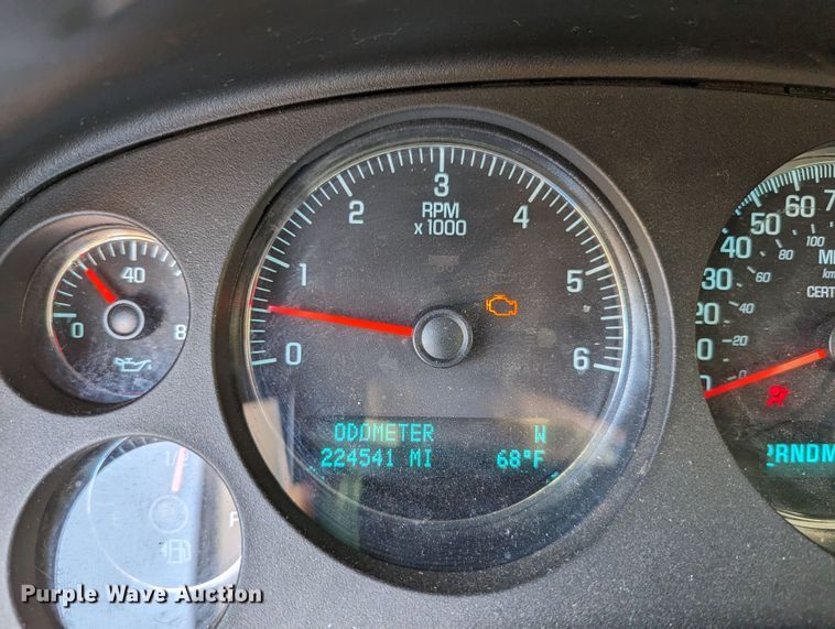 image for item LF9646 2014 Chevrolet Tahoe Police  SUV