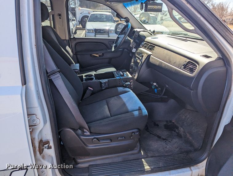 image for item LF9646 2014 Chevrolet Tahoe Police  SUV