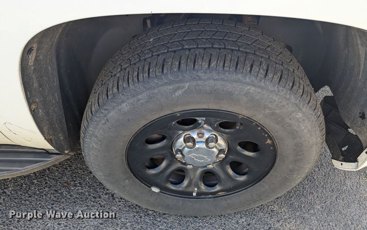 image for item LF9646 2014 Chevrolet Tahoe Police  SUV