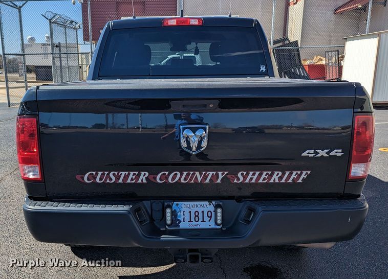 image for item LF9647 2015 Dodge Ram 1500  Crew Cab pickup truck