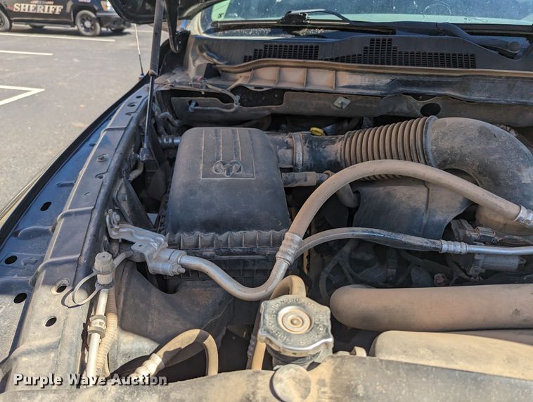 image for item LF9647 2015 Dodge Ram 1500  Crew Cab pickup truck