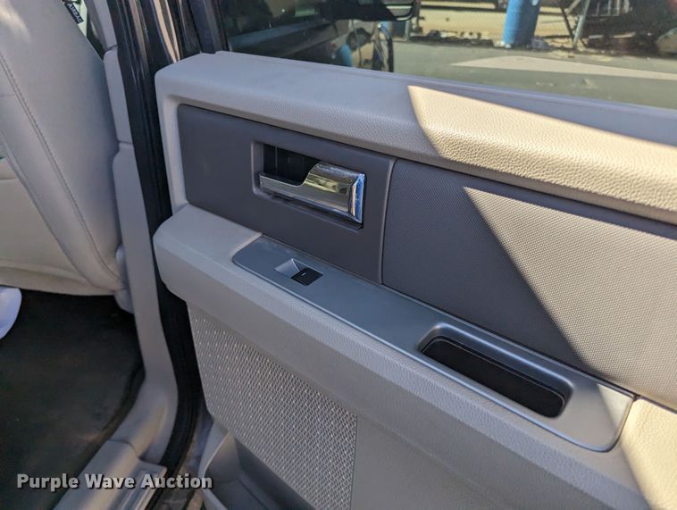 image for item LF9648 2010 Ford Expedition  SUV
