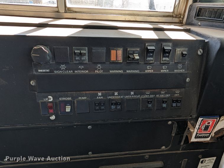 image for item LF9649 1994 International 3800  inmate transport bus