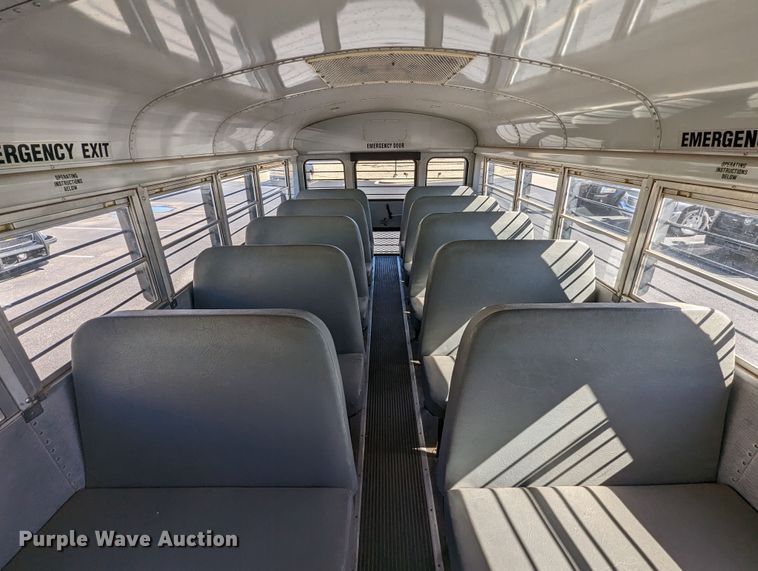 image for item LF9649 1994 International 3800  inmate transport bus