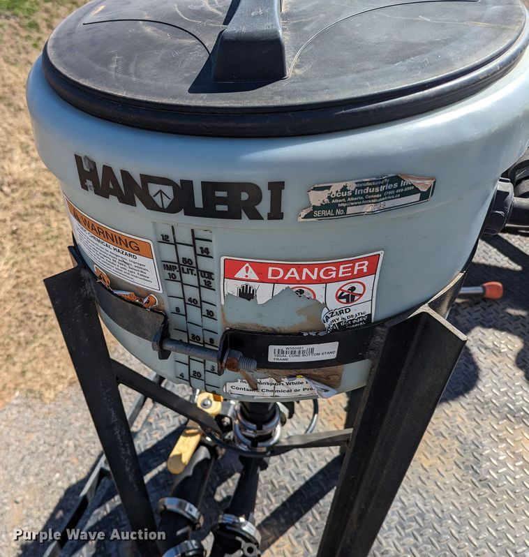 image for item LF9651 1994 Freightliner  flatbed truck