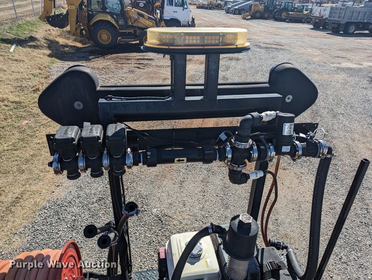 image for item LF9651 1994 Freightliner  flatbed truck