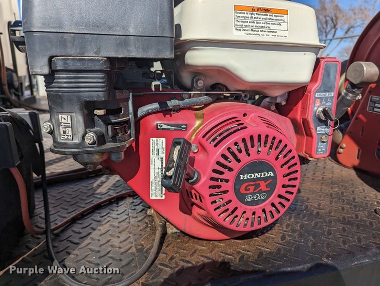 image for item LF9651 1994 Freightliner  flatbed truck