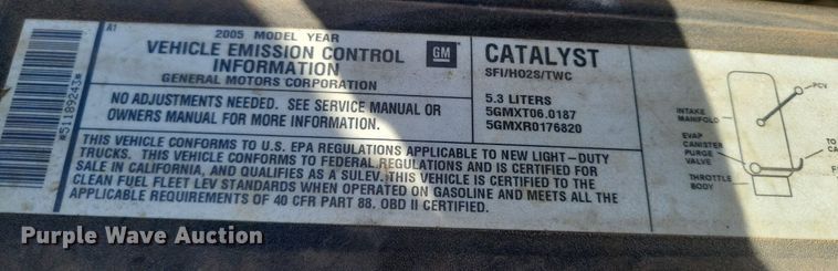 image for item LG9522 2005 Chevrolet Silverado 1500  Crew Cab pickup truck