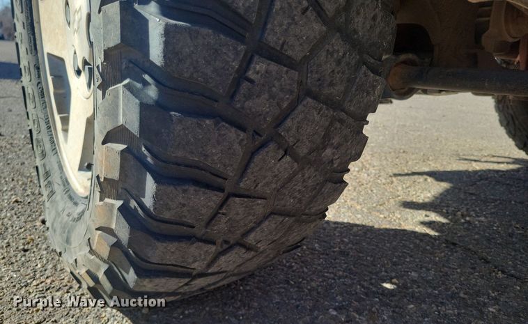 image for item LG9523 2003 Chevrolet Silverado 1500  Ext. Cab pickup truck