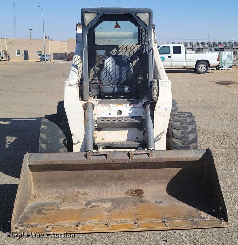 image for item LG9526 2008 Bobcat S250  skid steer loader