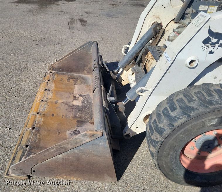 image for item LG9526 2008 Bobcat S250  skid steer loader