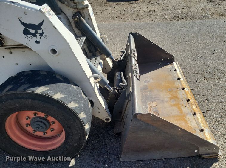 image for item LG9526 2008 Bobcat S250  skid steer loader