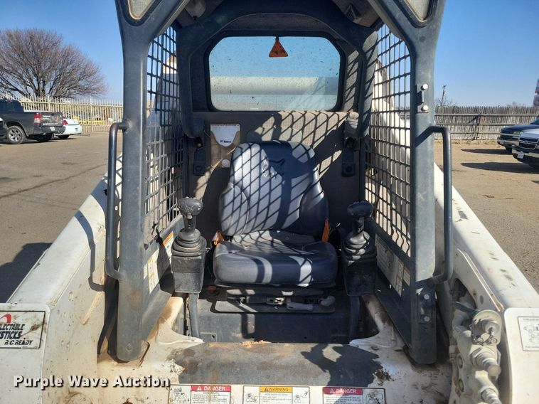 image for item LG9526 2008 Bobcat S250  skid steer loader