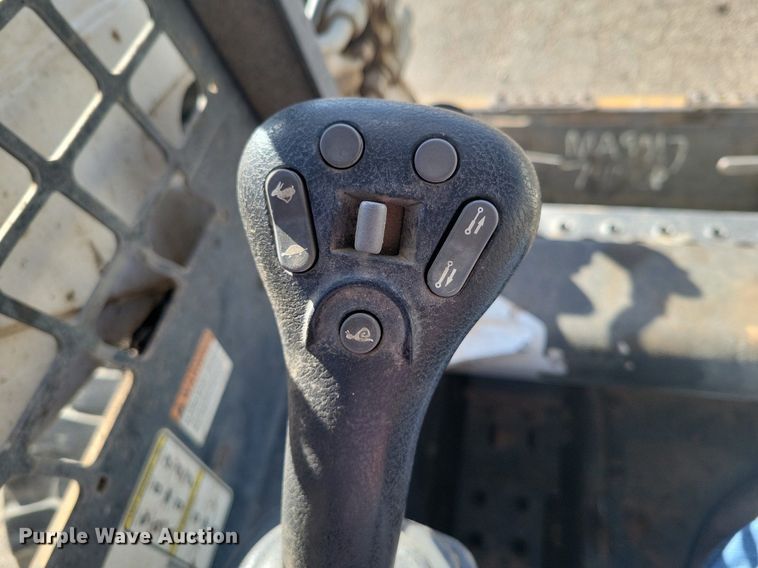 image for item LG9526 2008 Bobcat S250  skid steer loader