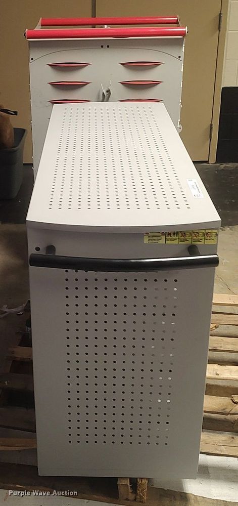 image for item LG9556 (2) charging stations