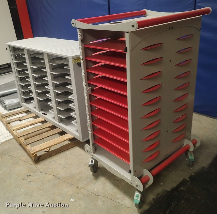 image for item LG9556 (2) charging stations