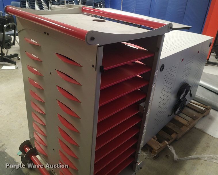 image for item LG9556 (2) charging stations