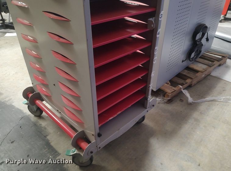 image for item LG9556 (2) charging stations