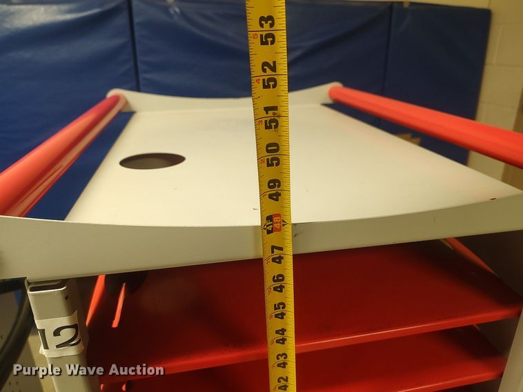 image for item LG9556 (2) charging stations