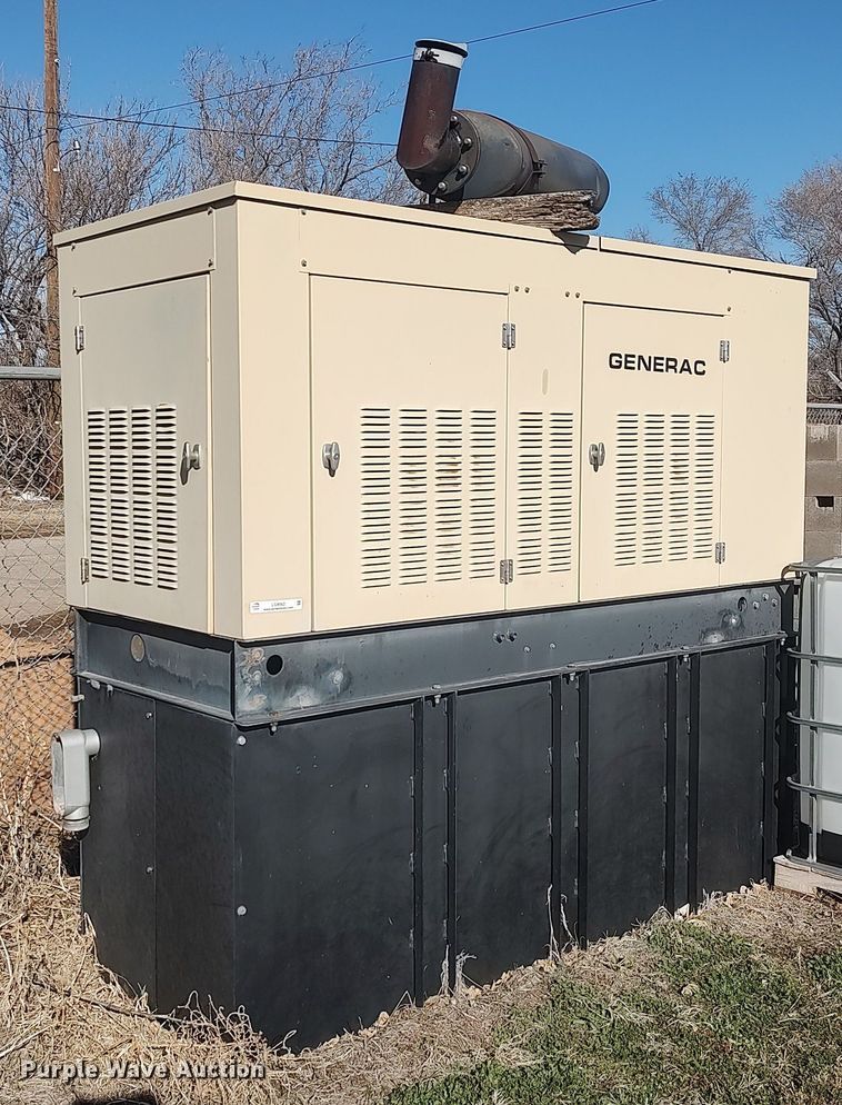 image for item LG9562 1999 Generac 99A03033-S  generator