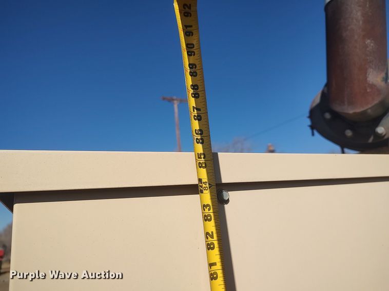 image for item LG9562 1999 Generac 99A03033-S  generator