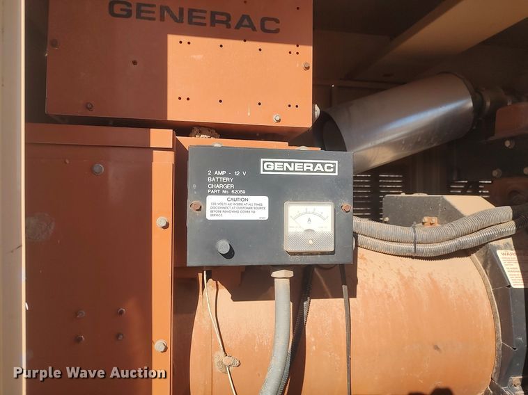 image for item LG9562 1999 Generac 99A03033-S  generator