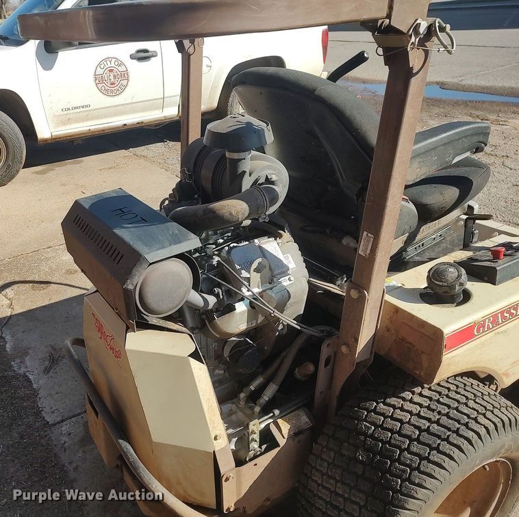 image for item LG9563 Grasshopper 329B  ZTR lawn mower