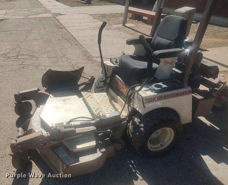 image for item LG9564 Grasshopper 723T  ZTR lawn mower