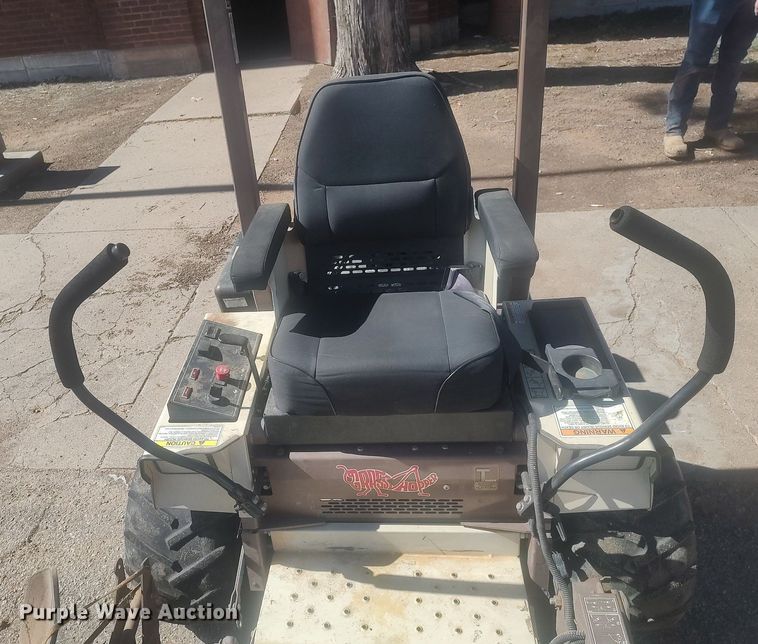 image for item LG9564 Grasshopper 723T  ZTR lawn mower