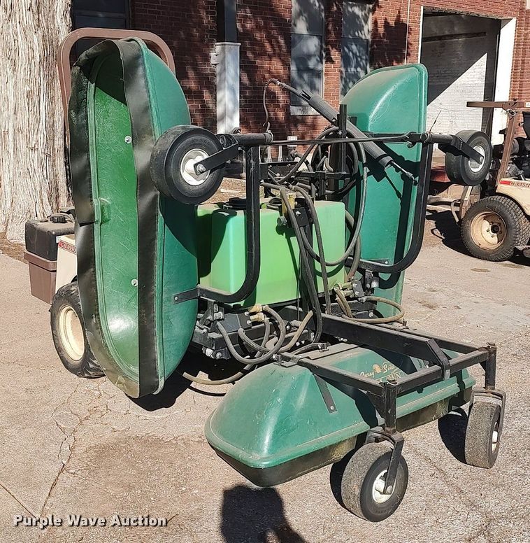 image for item LG9565 Pro Lawn Spray Shield  sprayer