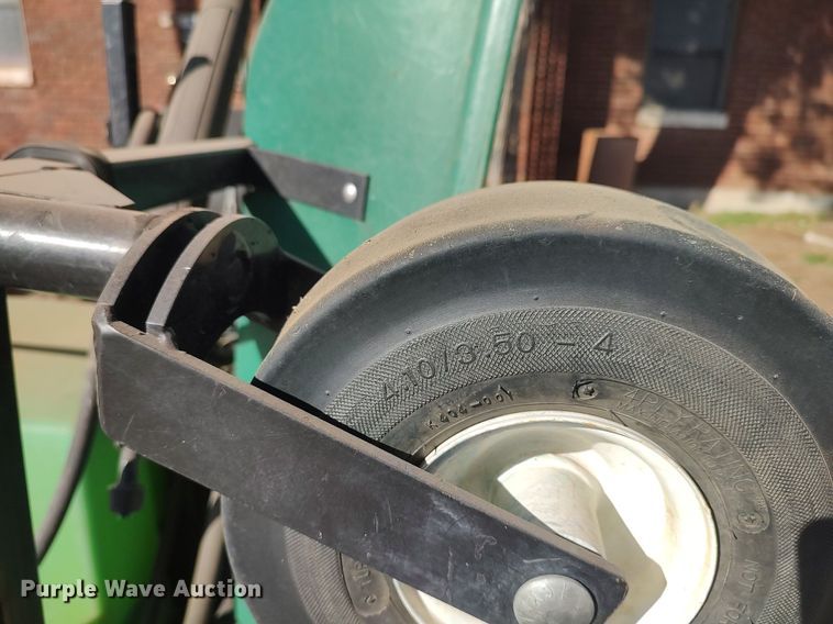 image for item LG9565 Pro Lawn Spray Shield  sprayer