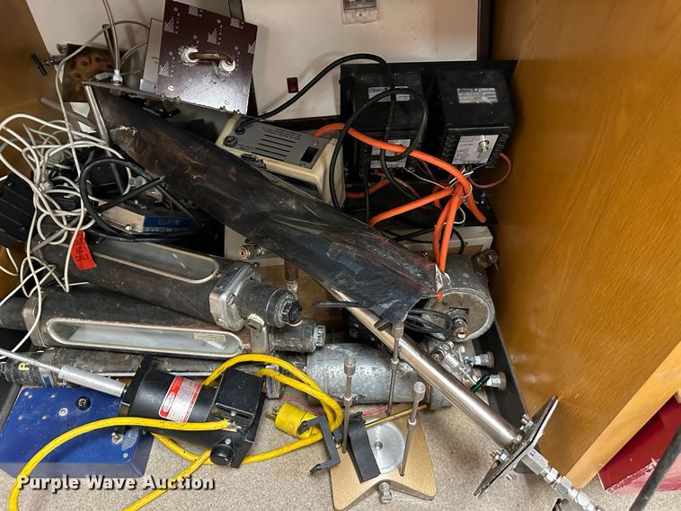 image for item LP9817 Lab equipment