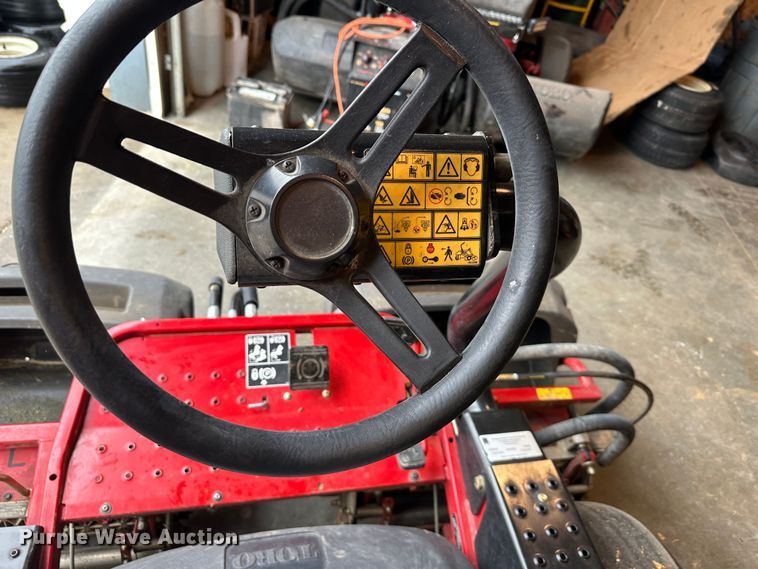 image for item LP9818 Toro Greensmaster 3120  reel mower