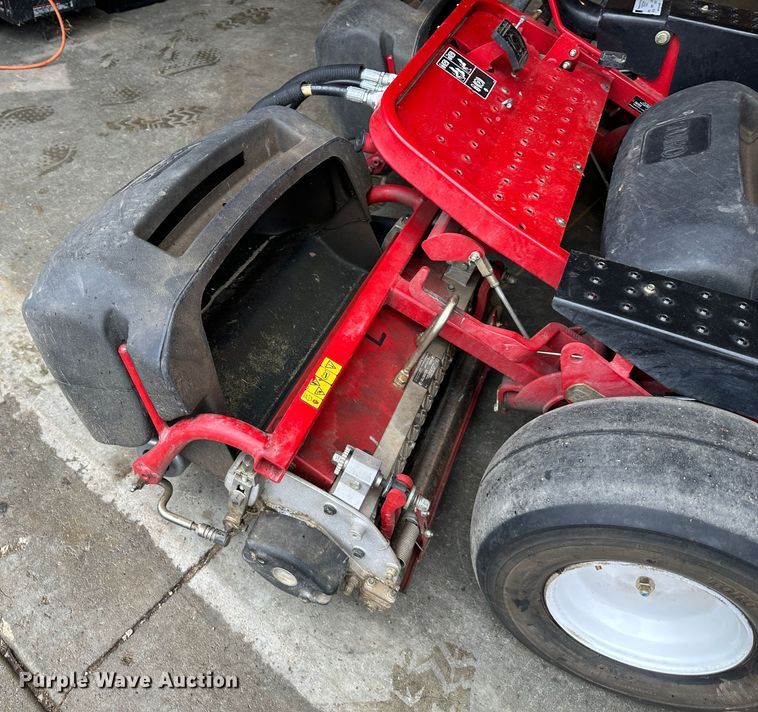 image for item LP9818 Toro Greensmaster 3120  reel mower