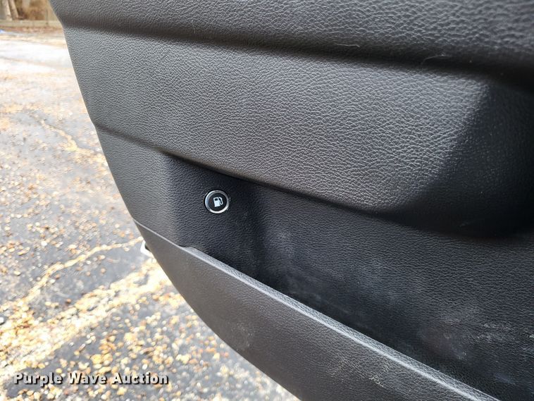 image for item LR9181 2014 Dodge Charger Police